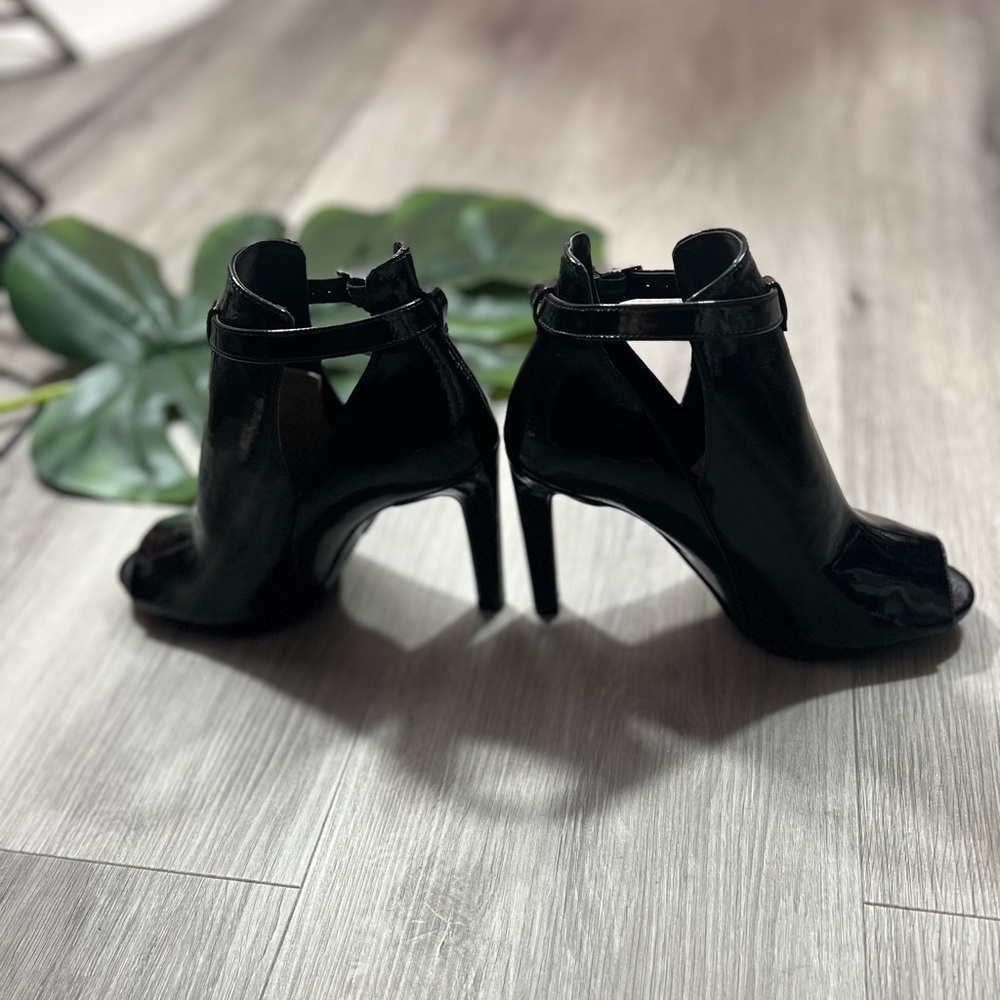 Michael Kors Lawson Open Toe Ankle Boot Patent Leather ✨brand new✨No box - Picture 8 of 12